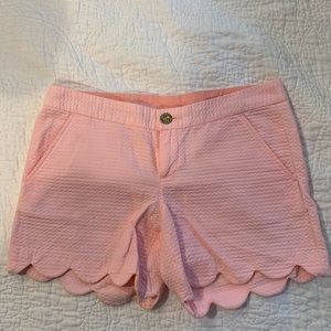 Lilly Pulitzer shorts, buttercup style, EUC, size 2